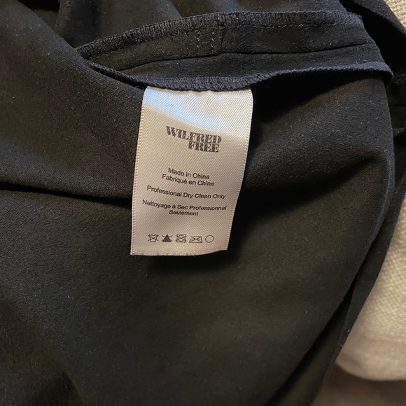 Aritzia Wilfred Free Mini Dress with Pockets - Picture 4 of 9